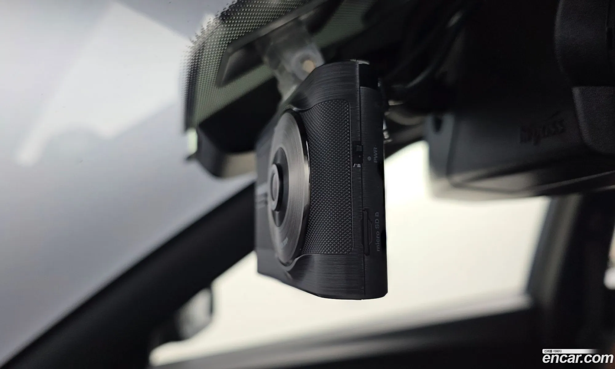KG Mobility (SsangYong) Tivoli Armour 2018 — 12