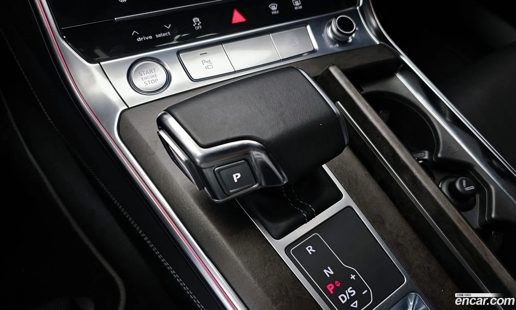 Audi A7 2020 WAUZZZF20LN093861 — 16