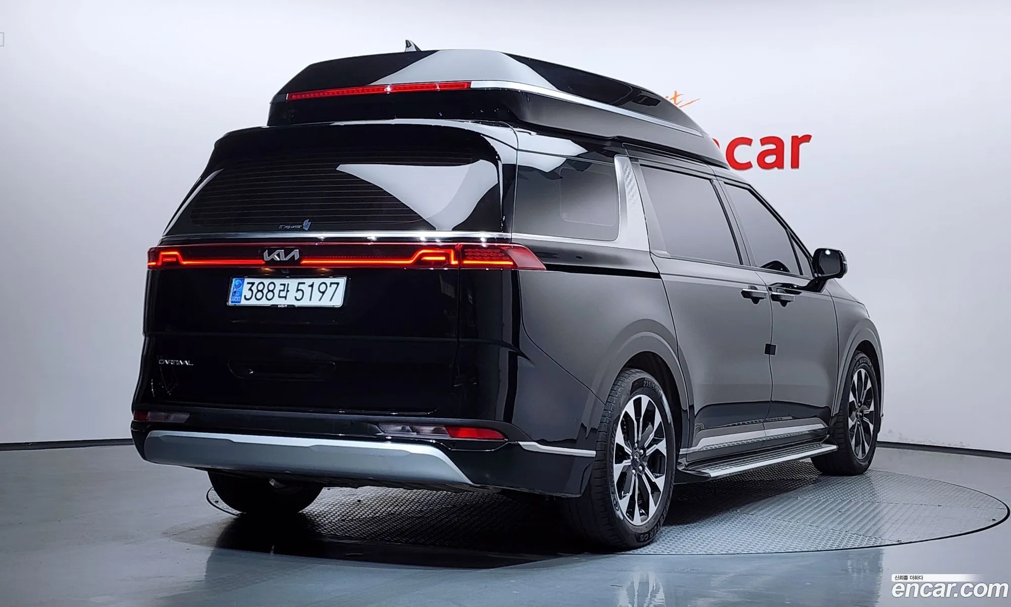 Kia Carnival 2022 — 23