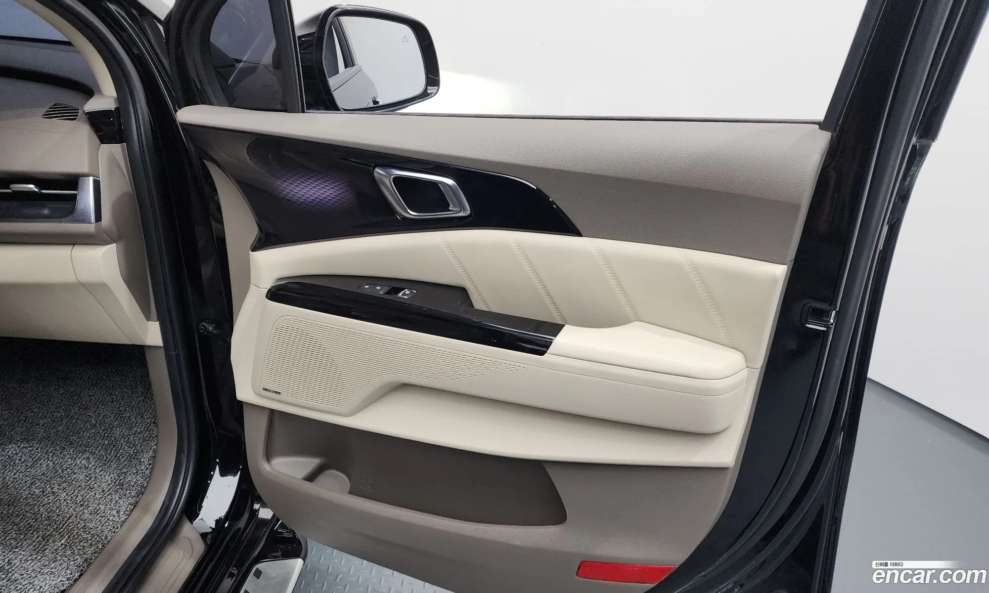 Kia Carnival 2022 — 34