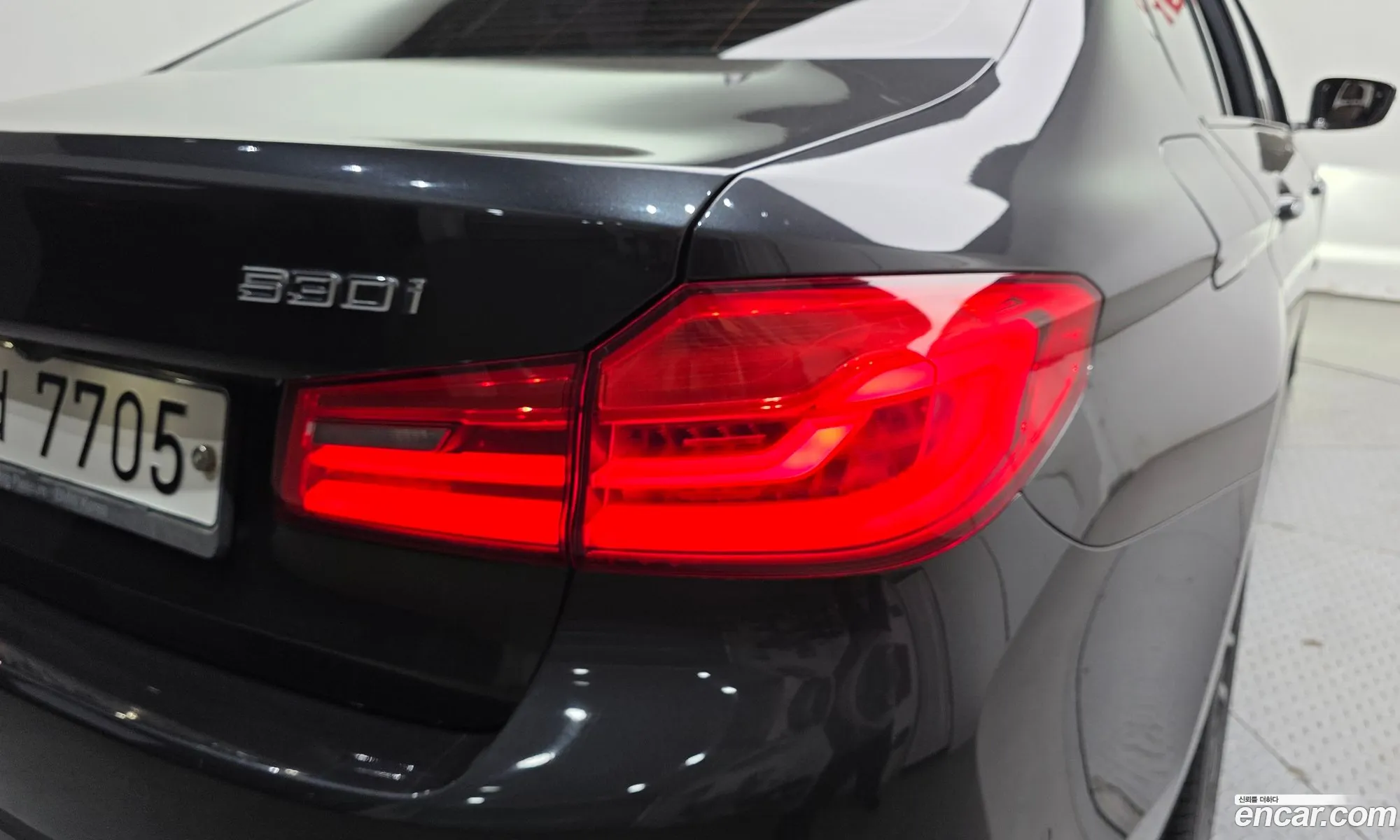 BMW 5 Series 2018 WBAJD3101JB255090 — 6