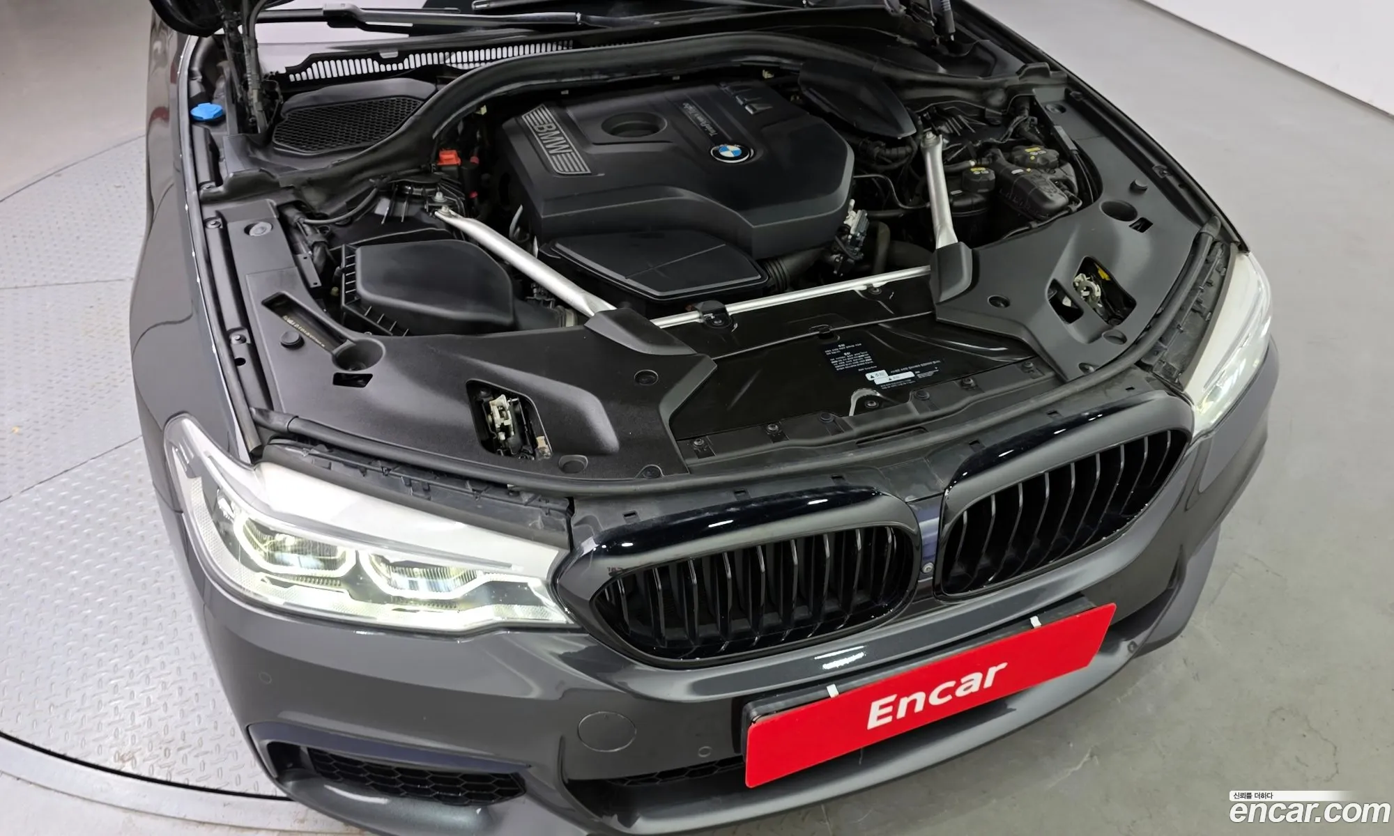 BMW 5 Series 2018 WBAJD3101JB255090 — 23