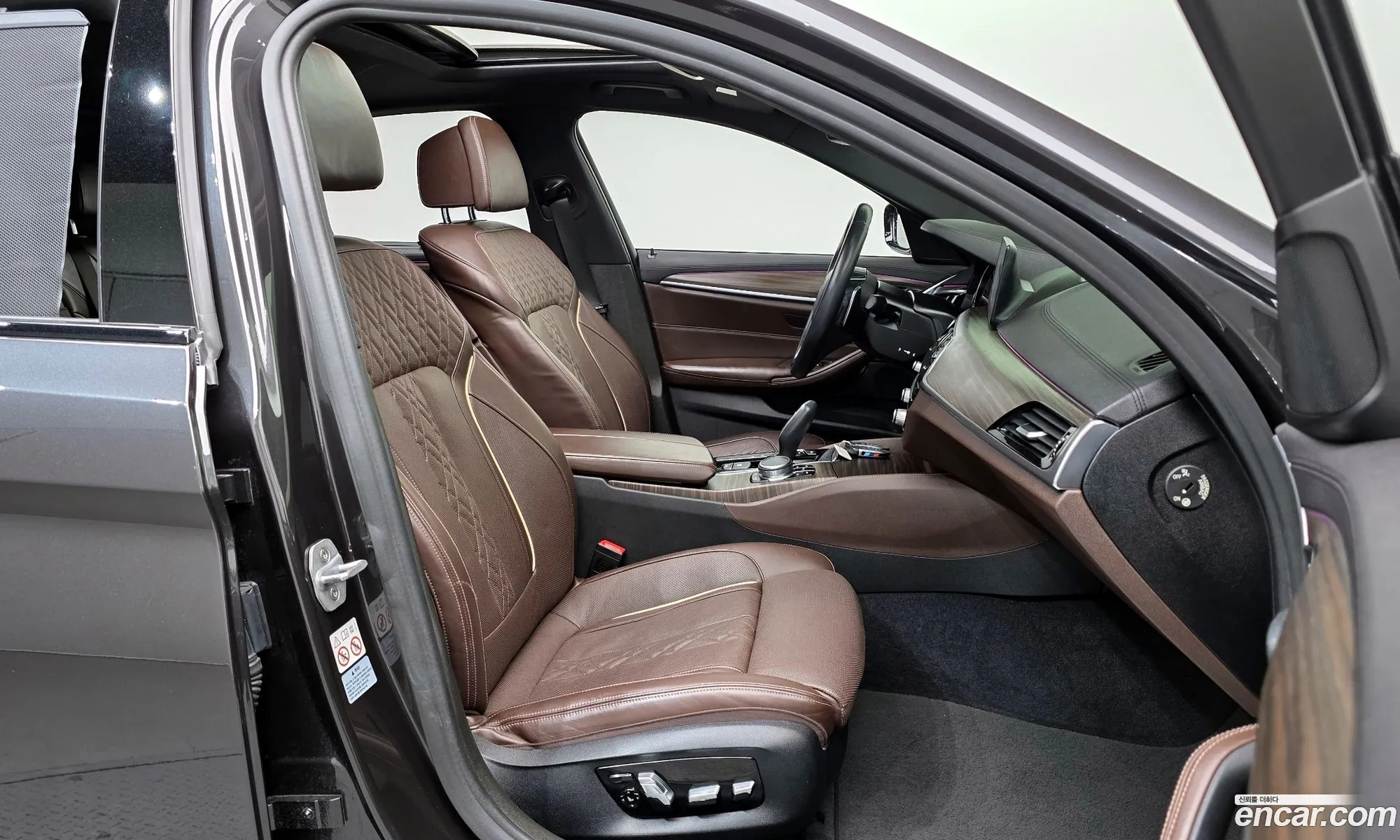 BMW 5 Series 2018 WBAJD3101JB255090 — 20