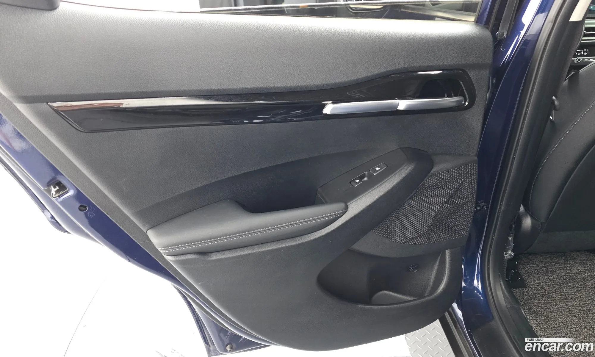 Kia Seltos 2023 — 18