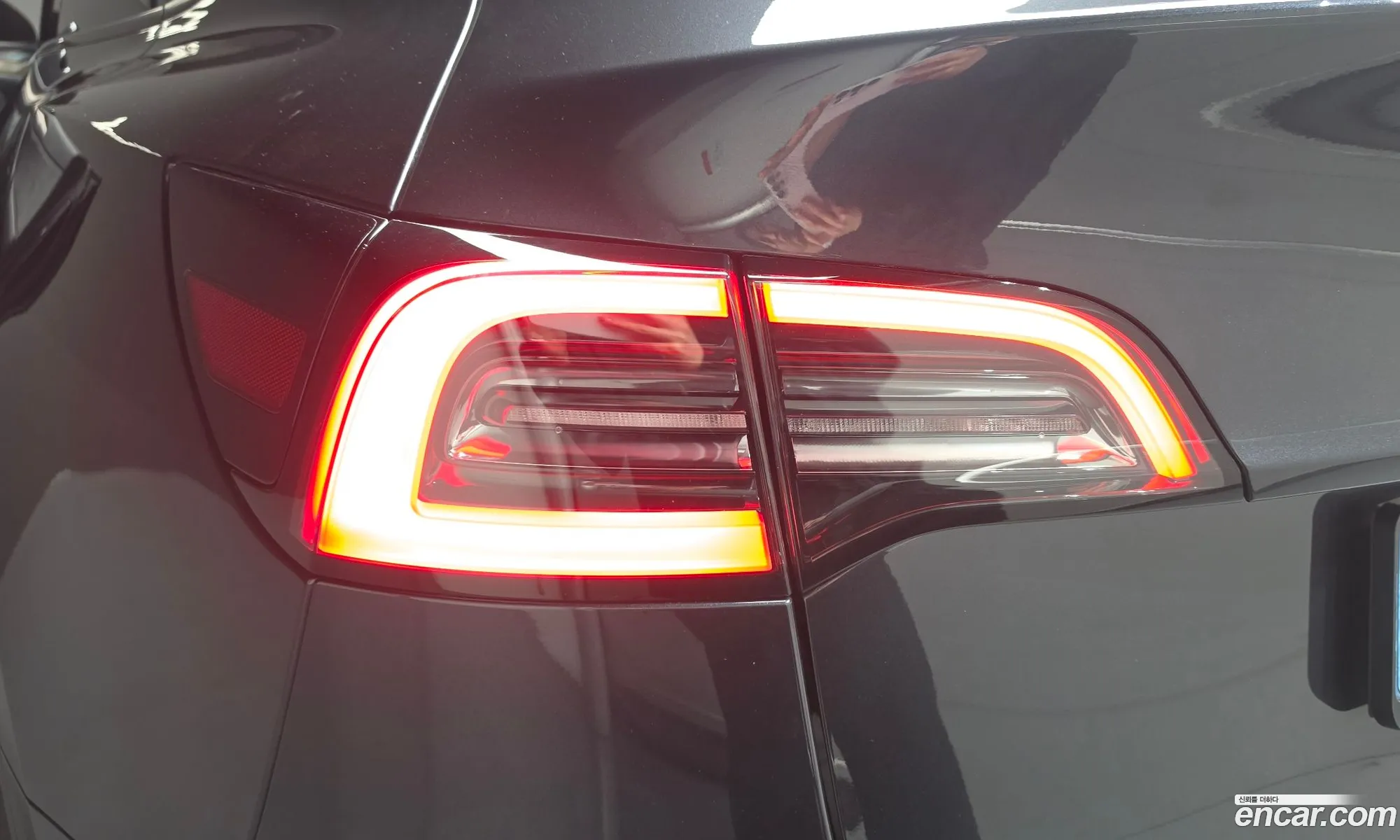 Tesla Model Y 2025 — 21
