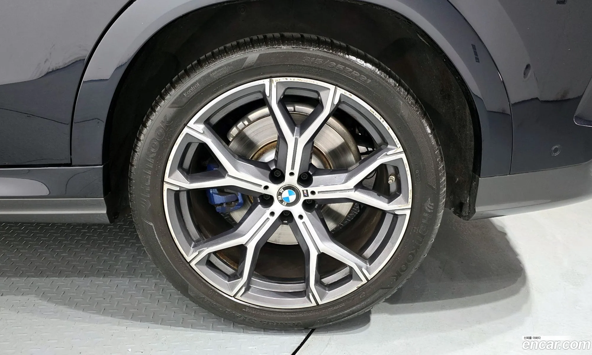 BMW X6 2020 — 23