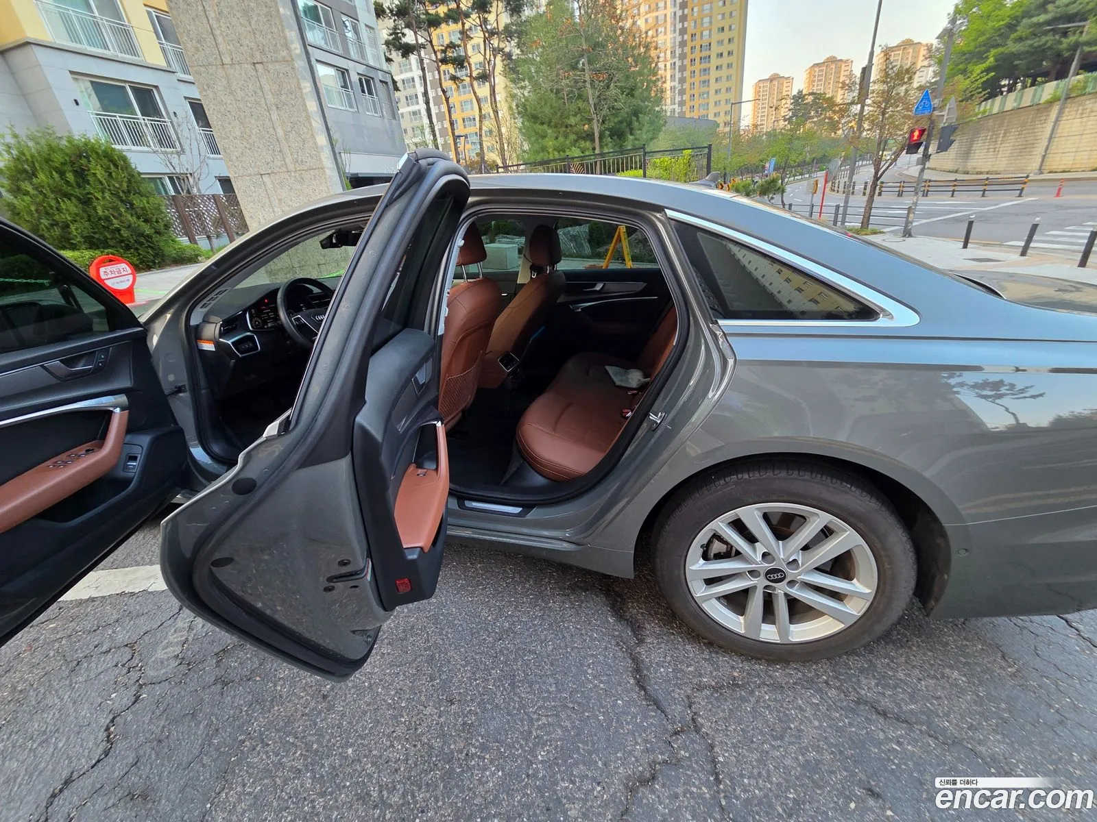 Audi A6 2022 — 4