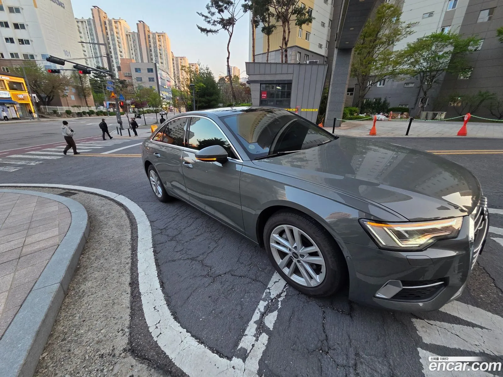 Audi A6 2022 — 6