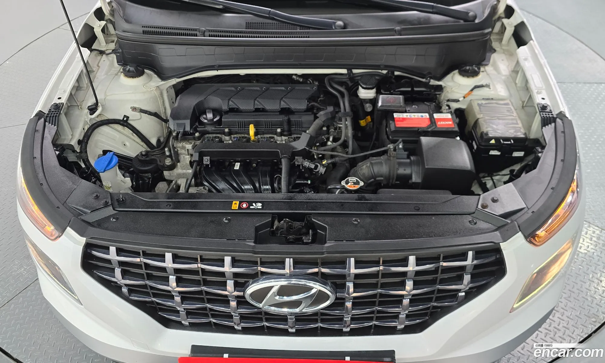 Hyundai Venue 2019 — 16