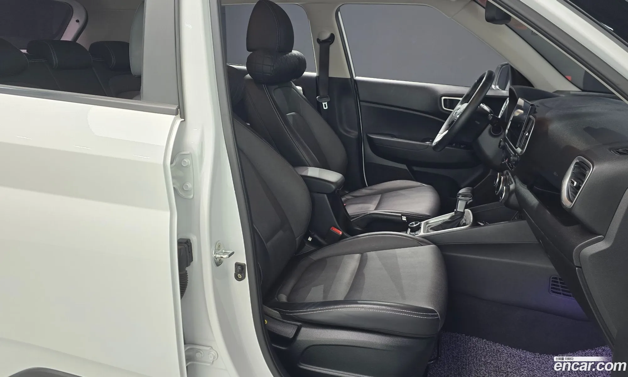 Hyundai Venue 2019 — 15