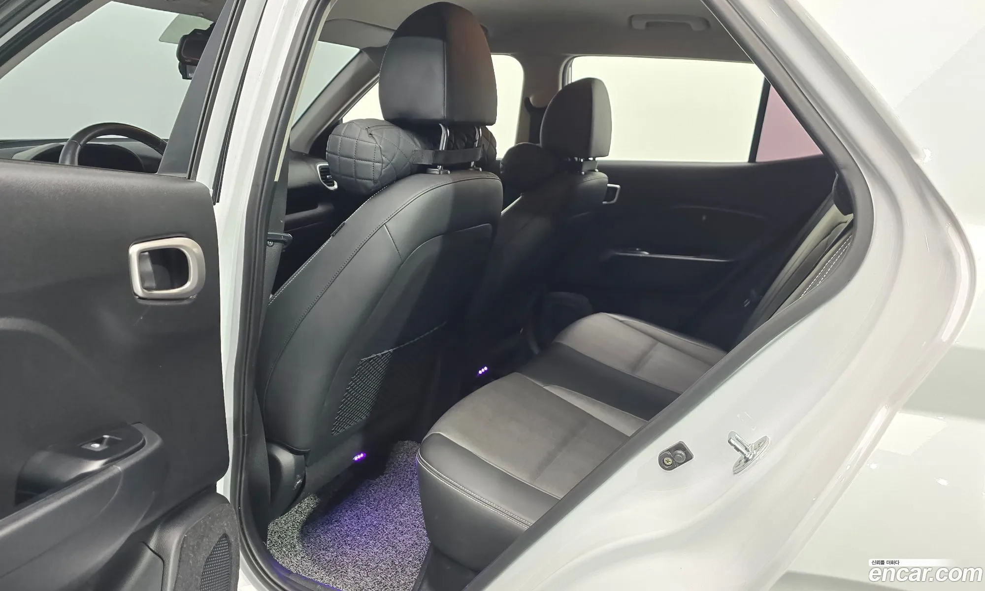 Hyundai Venue 2019 — 22