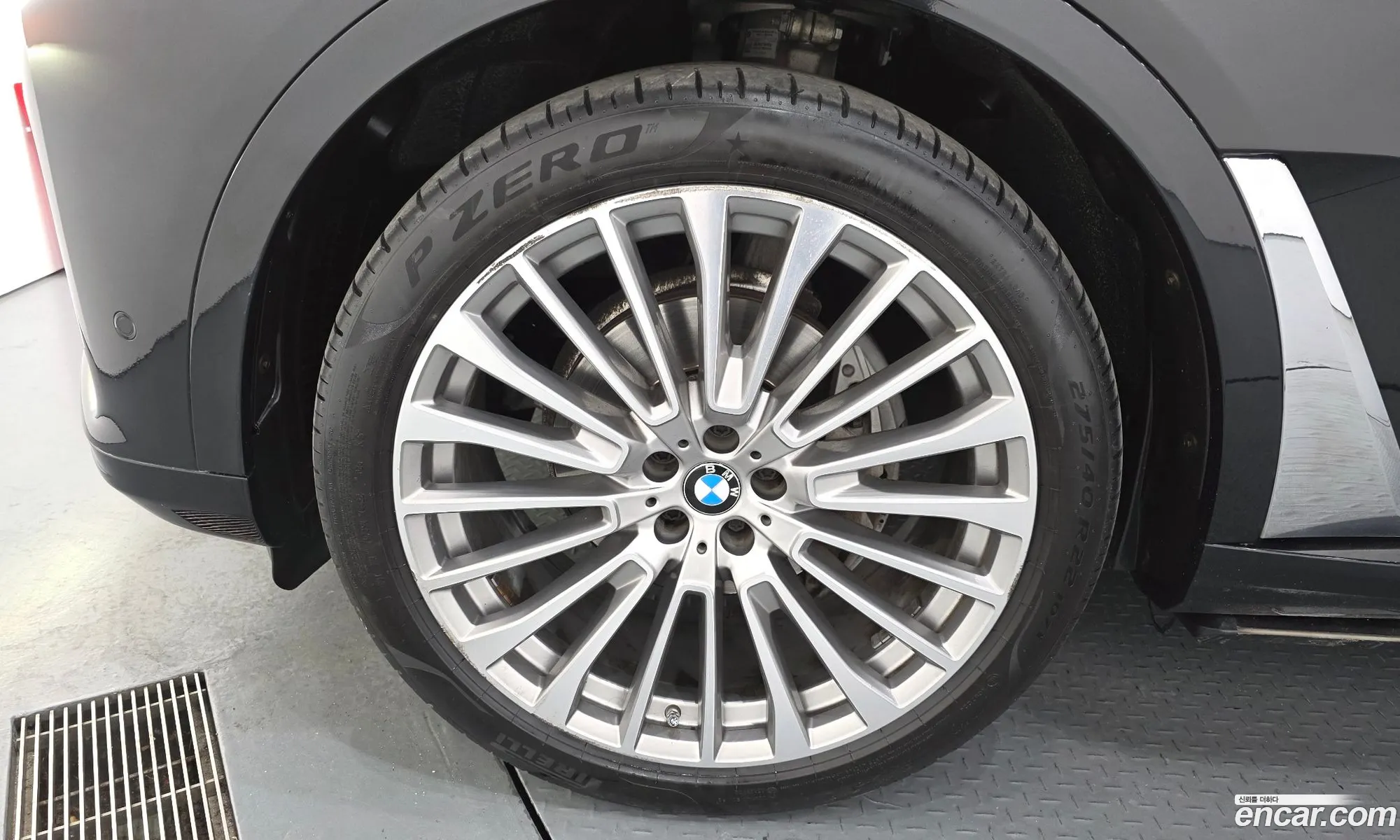 BMW X7 2020 WBACW8106L9D61029 — 2
