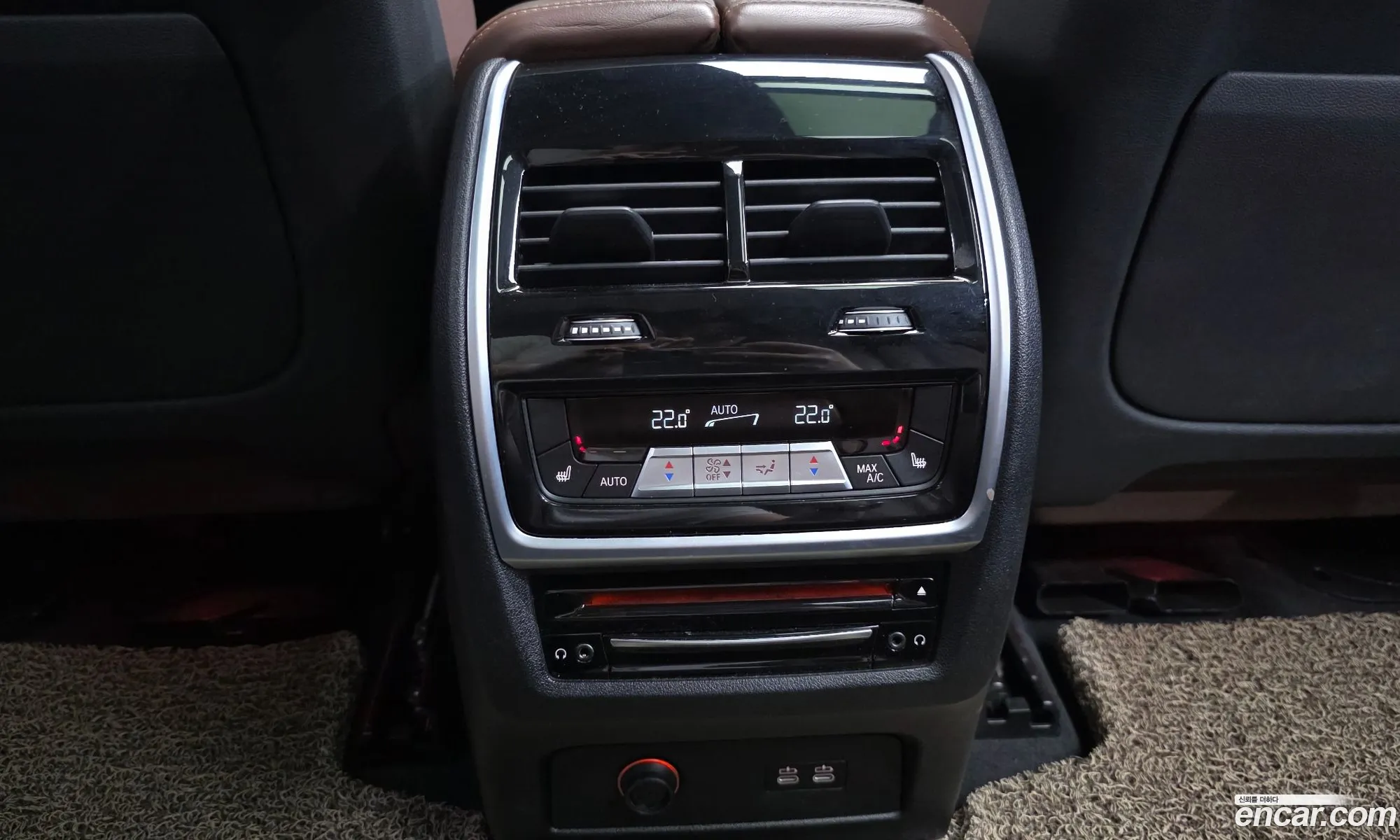 BMW X7 2020 WBACW8106L9D61029 — 5
