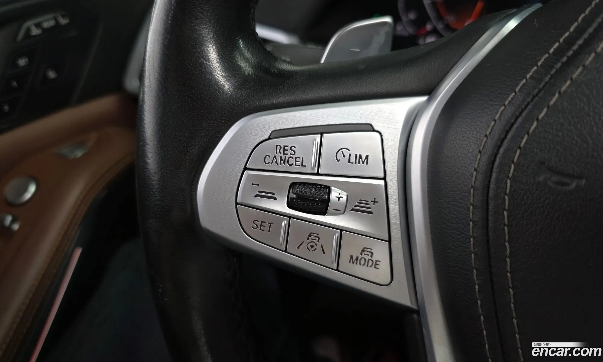BMW X7 2020 WBACW8106L9D61029 — 16