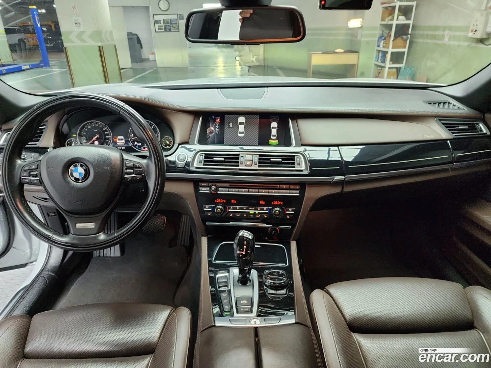 BMW 7 Series 2015 — 16