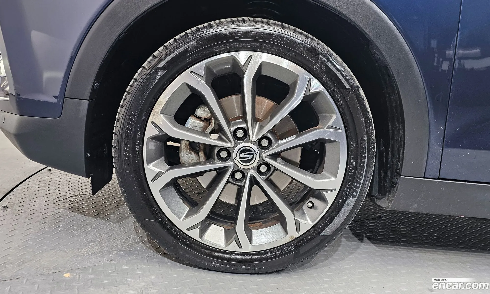 KG Mobility (SsangYong) Tivoli Armour 2019 — 21