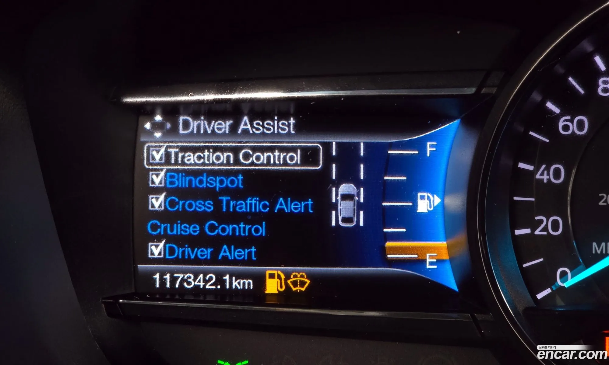 Ford Explorer 2016 1FM5K8FH0HGA30450 — 6