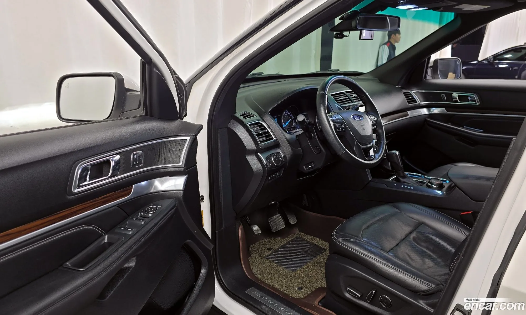 Ford Explorer 2016 1FM5K8FH0HGA30450 — 20