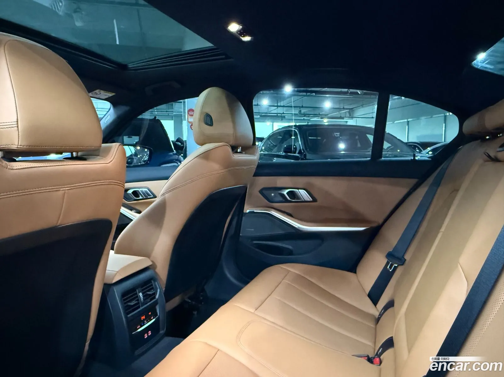 BMW 3 Series 2025 — 12