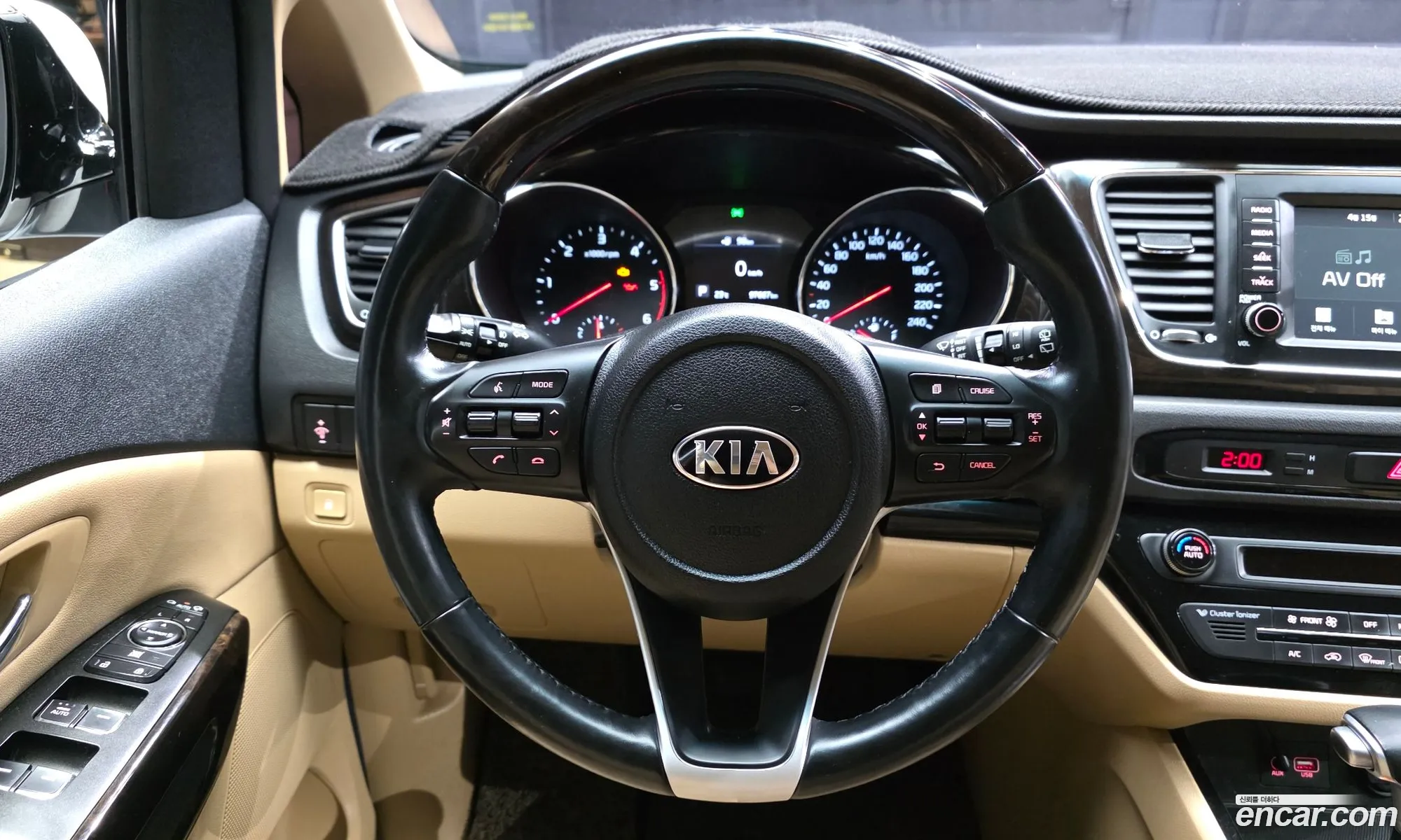 Kia Carnival 2018 — 17