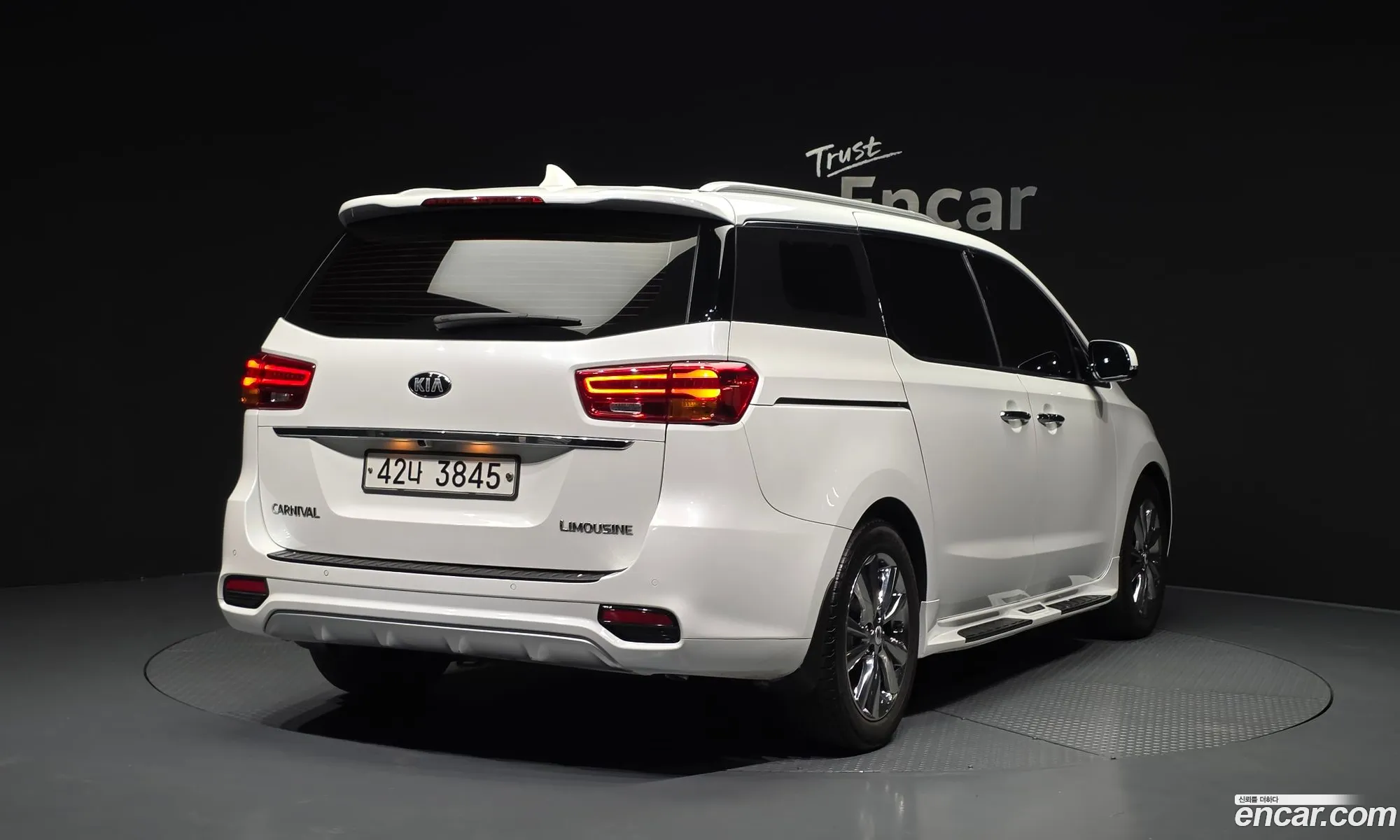 Kia Carnival 2018 — 7