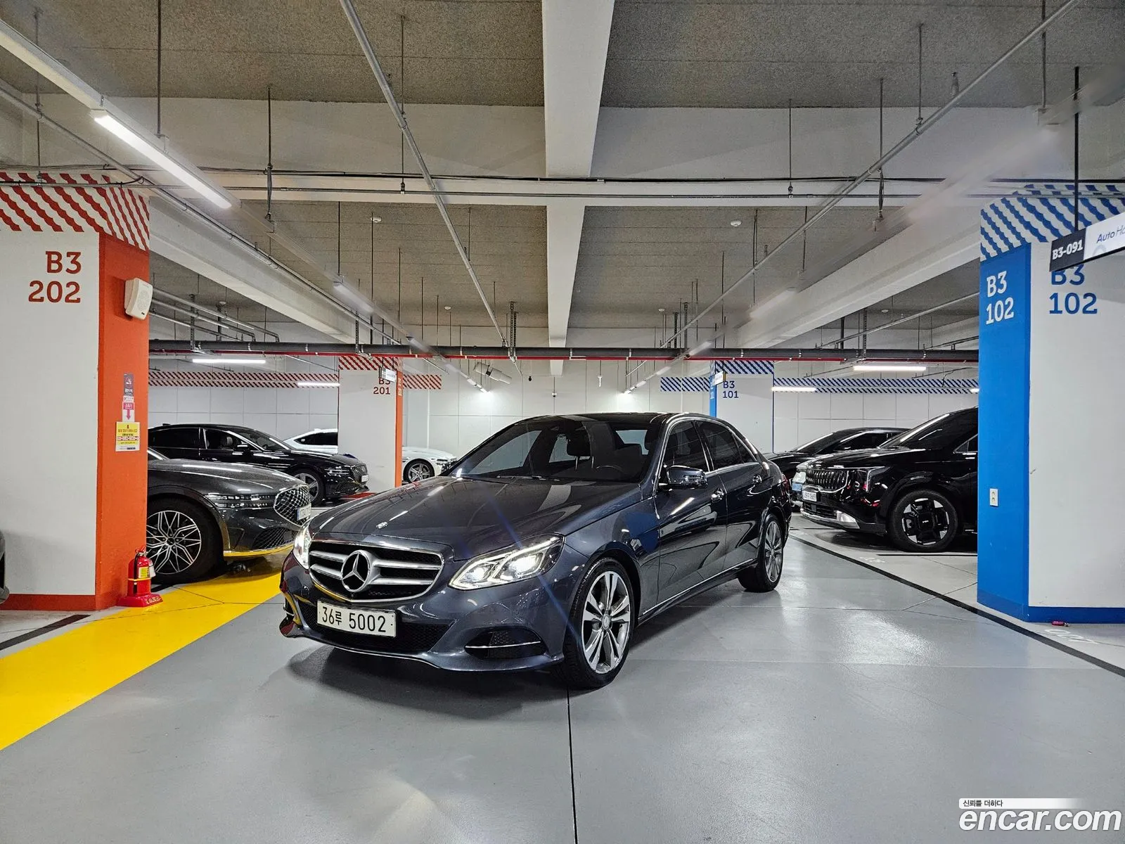 Mercedes-Benz E-Class W212 2015 — 11