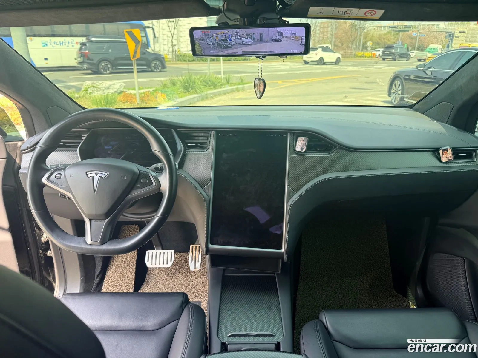 Tesla Model X 2020 — 2