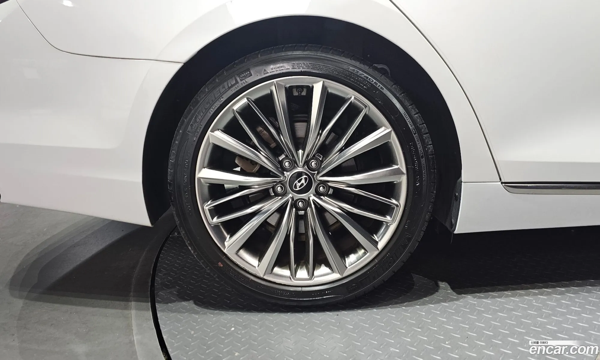 Hyundai Grandeur IG 2018 — 10