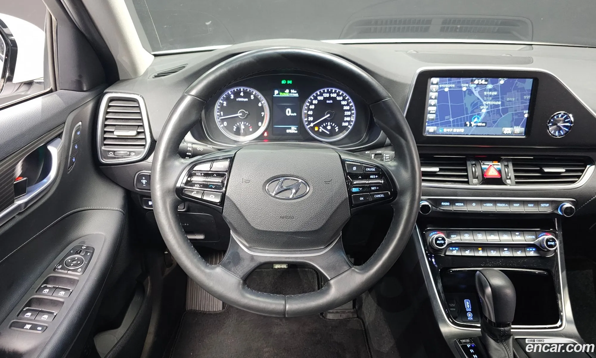 Hyundai Grandeur IG 2018 — 14