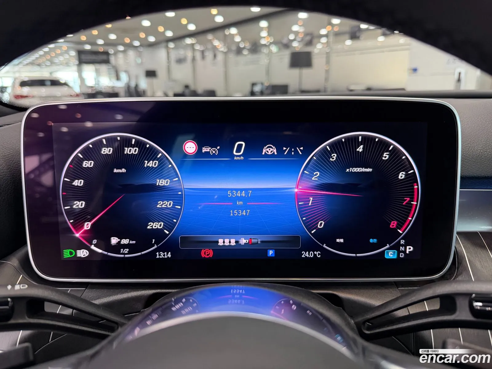 Mercedes-Benz C-Class W206 2024 — 10