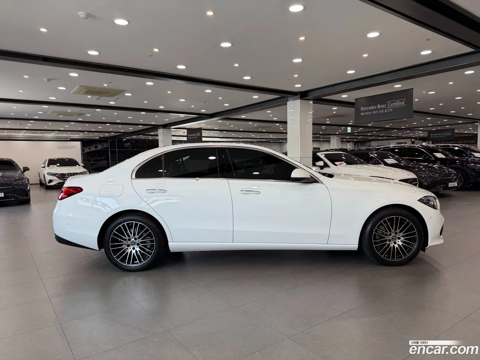 Mercedes-Benz C-Class W206 2024 — 11