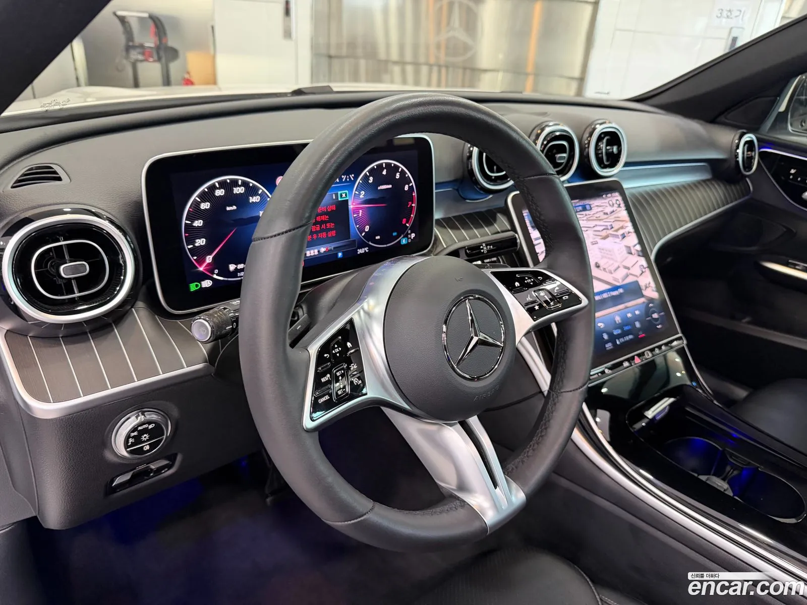 Mercedes-Benz C-Class W206 2024 — 15