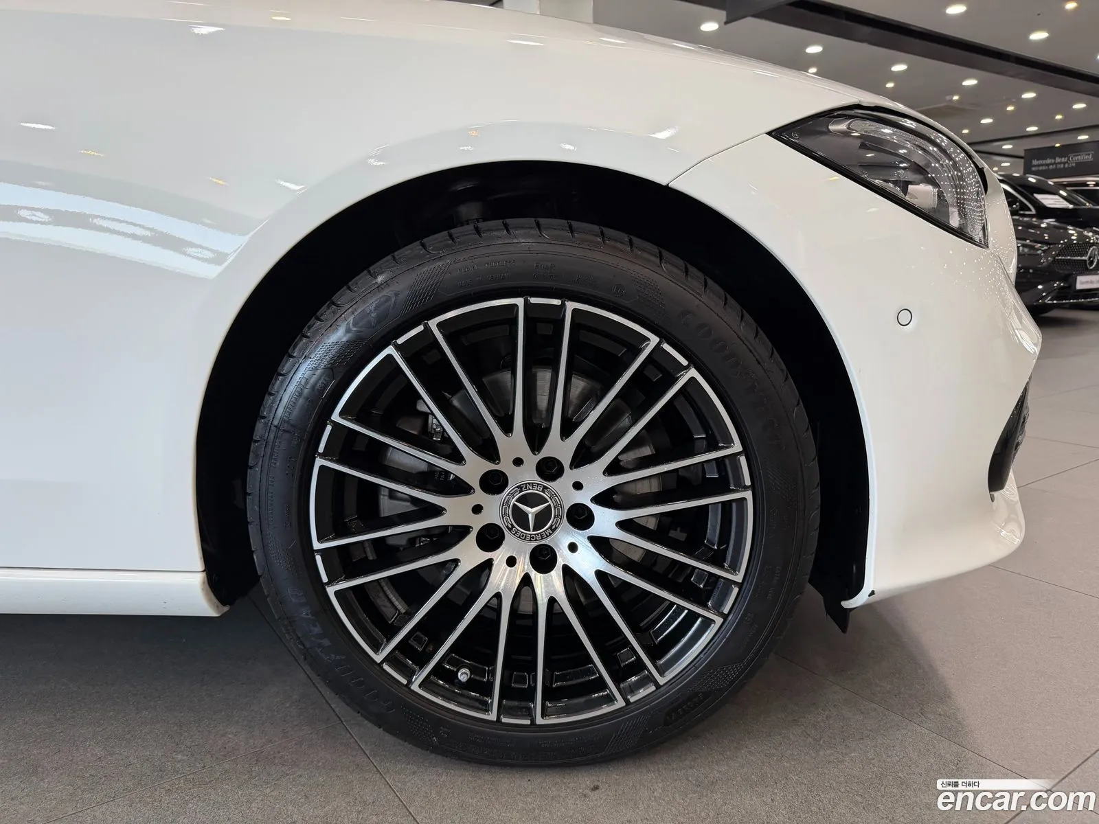 Mercedes-Benz C-Class W206 2024 — 9