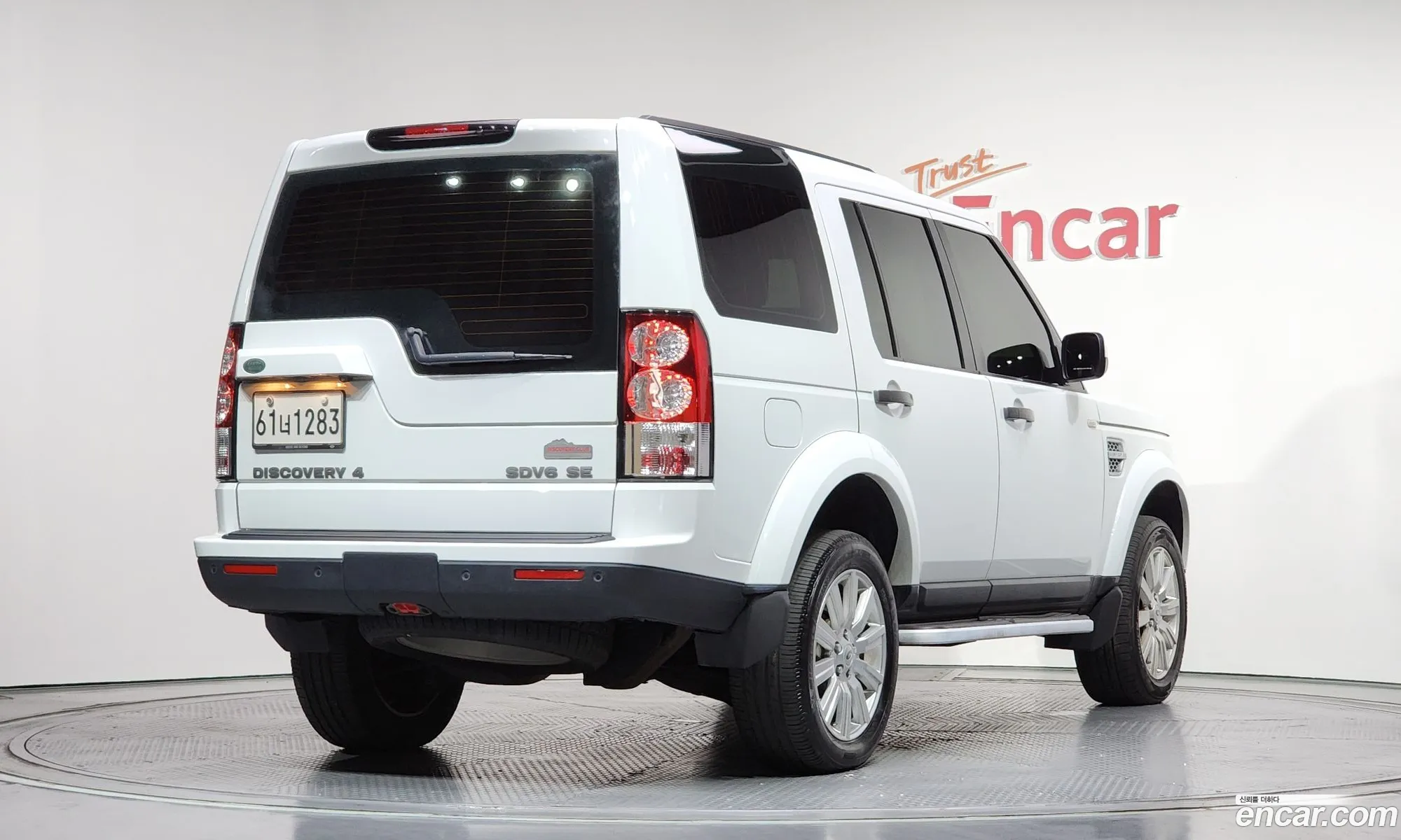 Land Rover Discovery 4 2013 SALLAAAG6DA675892 — 27