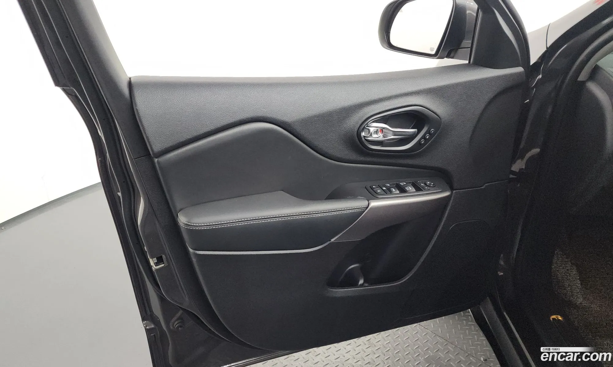 Jeep Cherokee 2021 1C4PJMDB4MD187028 — 30