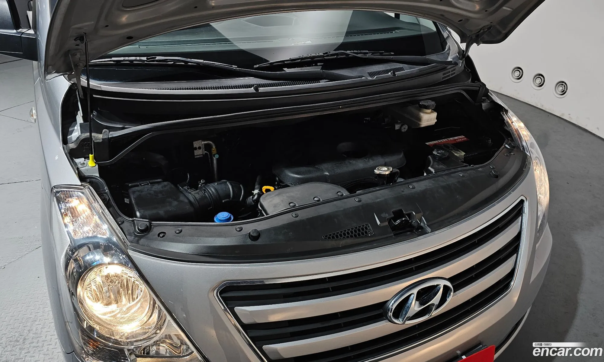 Hyundai Grand Starex 2017 — 3