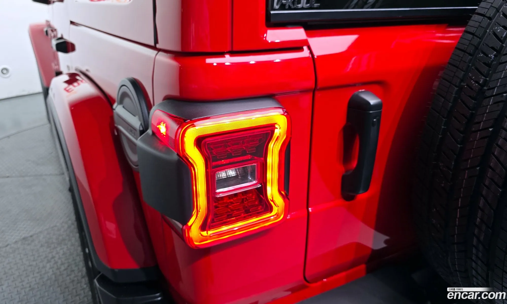 Jeep Wrangler 2024 — 12
