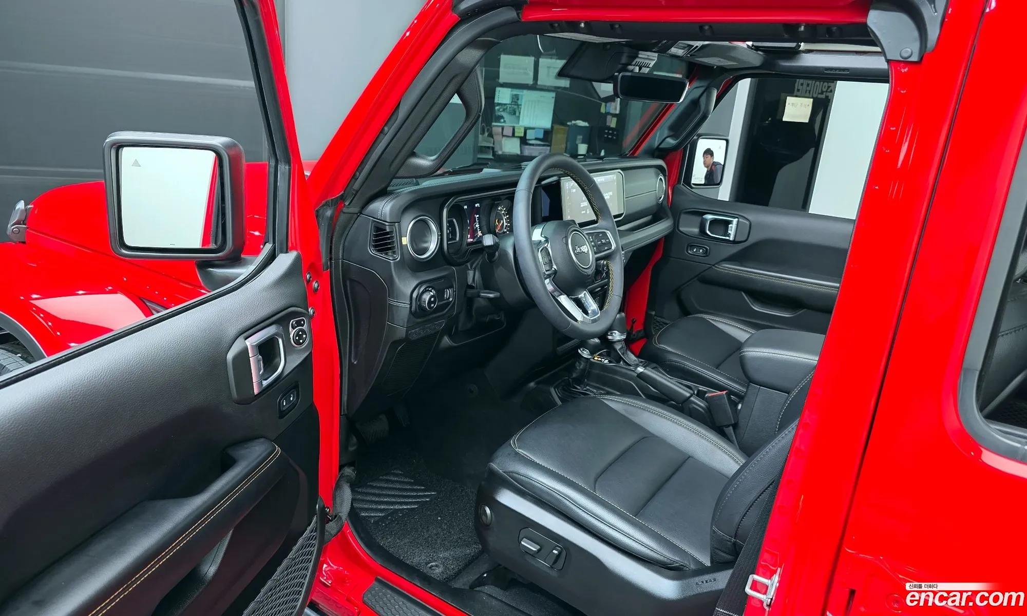 Jeep Wrangler 2024 — 31