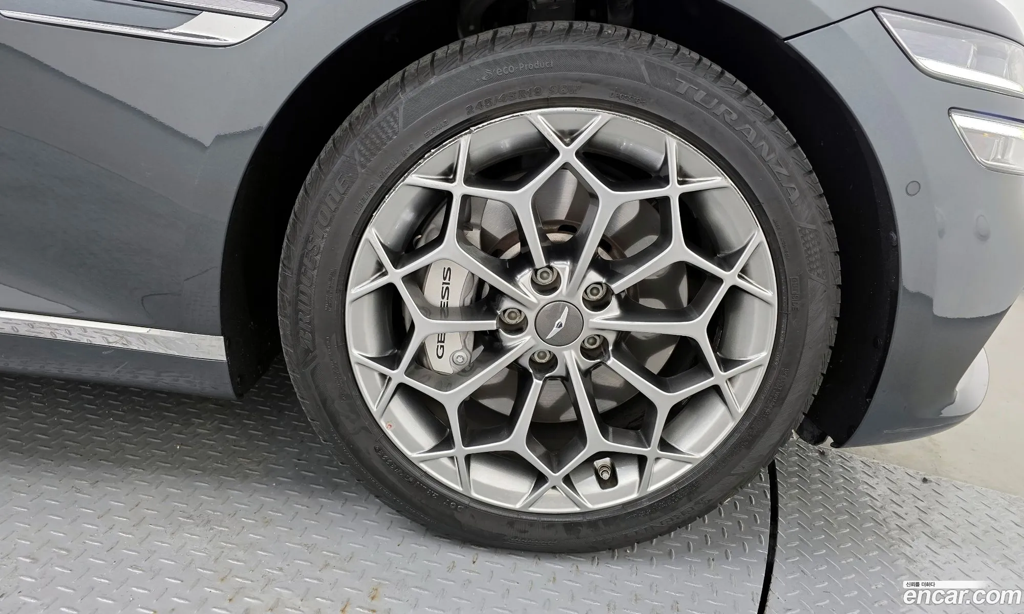 Genesis G80 2021 — 24