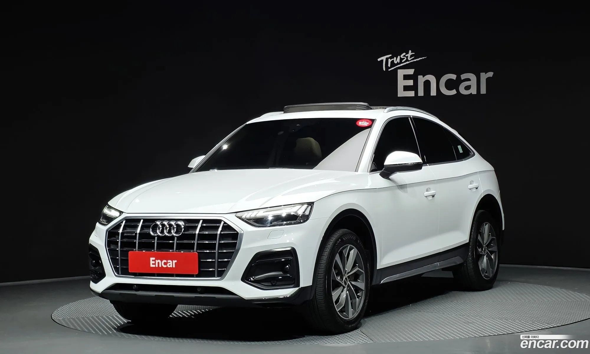 Audi Q5 2022 WAUZZZFY2N2074205 — 3