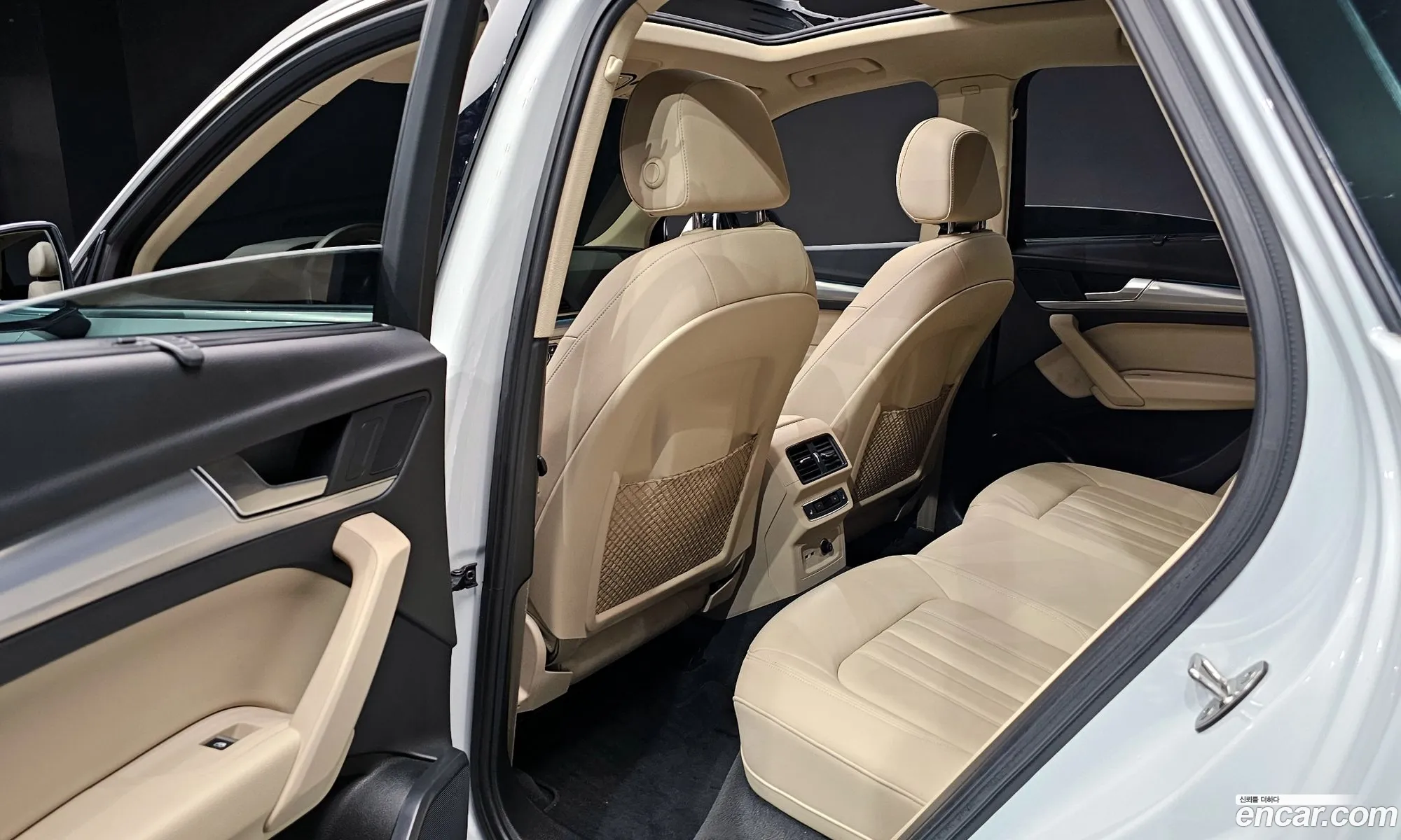 Audi Q5 2022 WAUZZZFY2N2074205 — 29