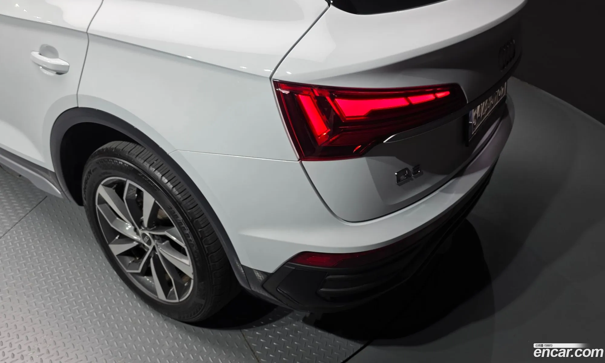 Audi Q5 2022 WAUZZZFY2N2074205 — 6