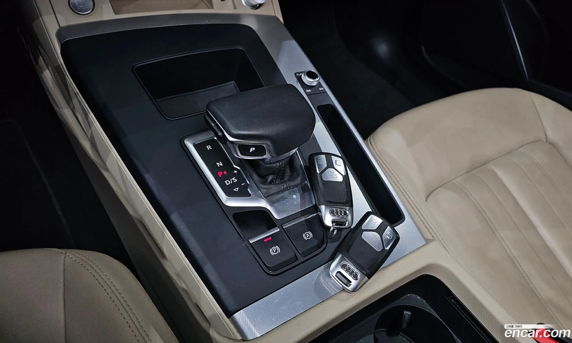 Audi Q5 2022 WAUZZZFY2N2074205 — 26