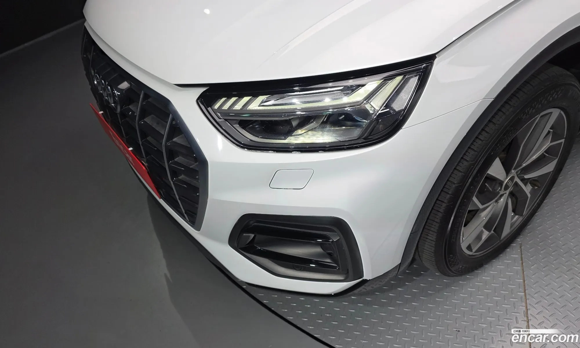 Audi Q5 2022 WAUZZZFY2N2074205 — 12