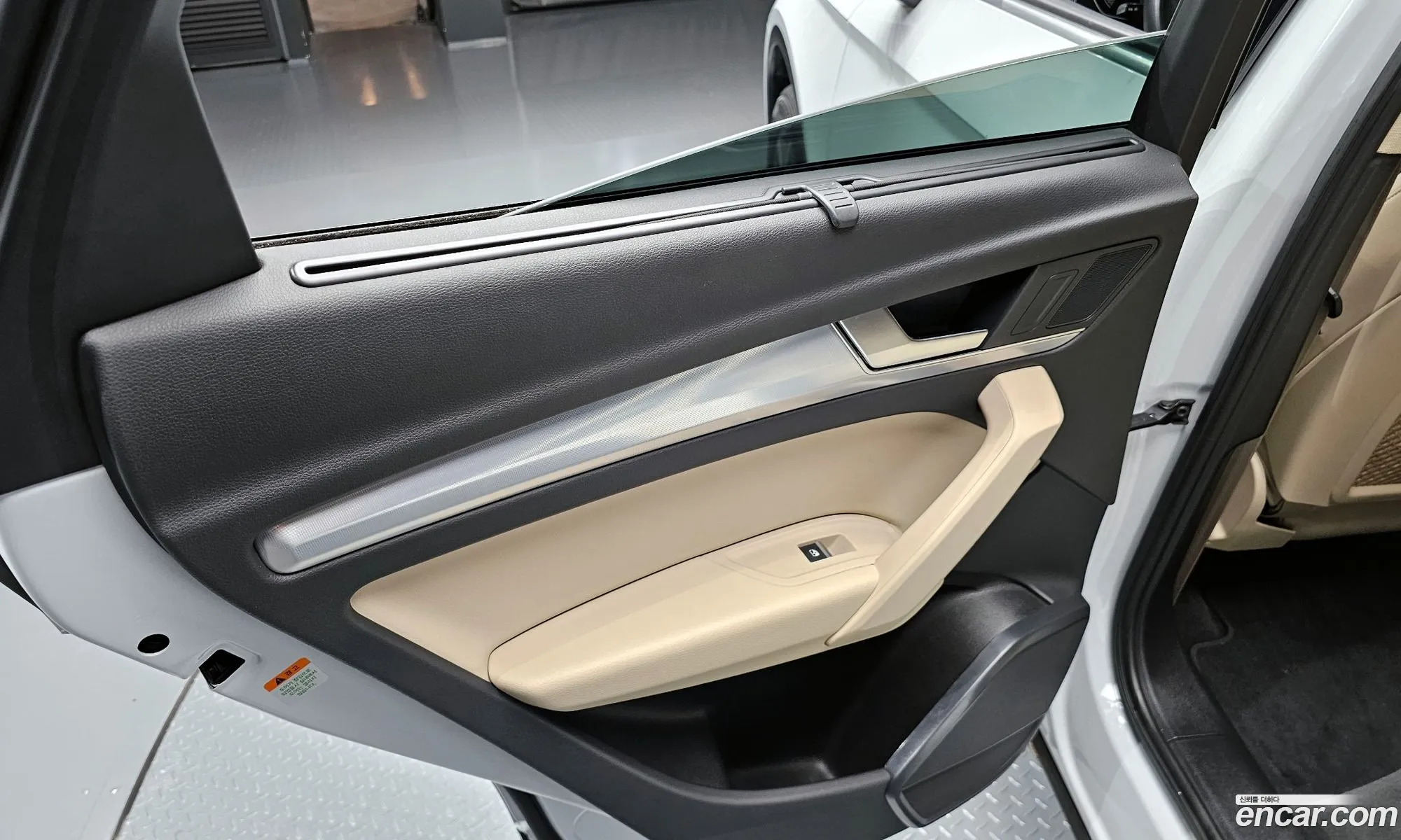 Audi Q5 2022 WAUZZZFY2N2074205 — 28
