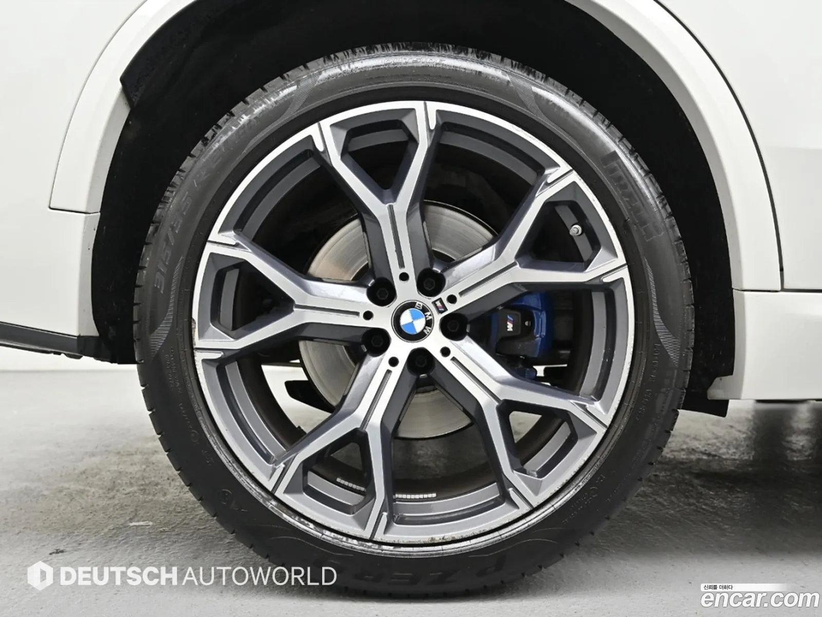 BMW X5 2023 — 16