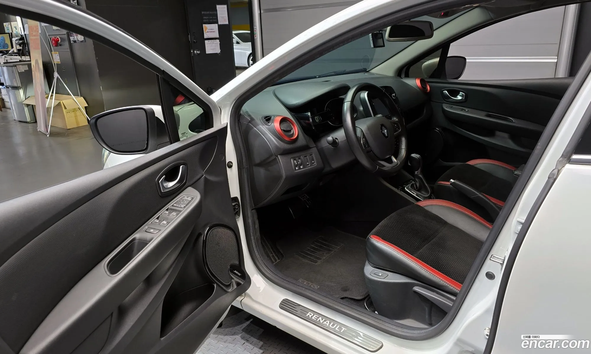 Renault Korea (Samsung) Clio 2019 — 24