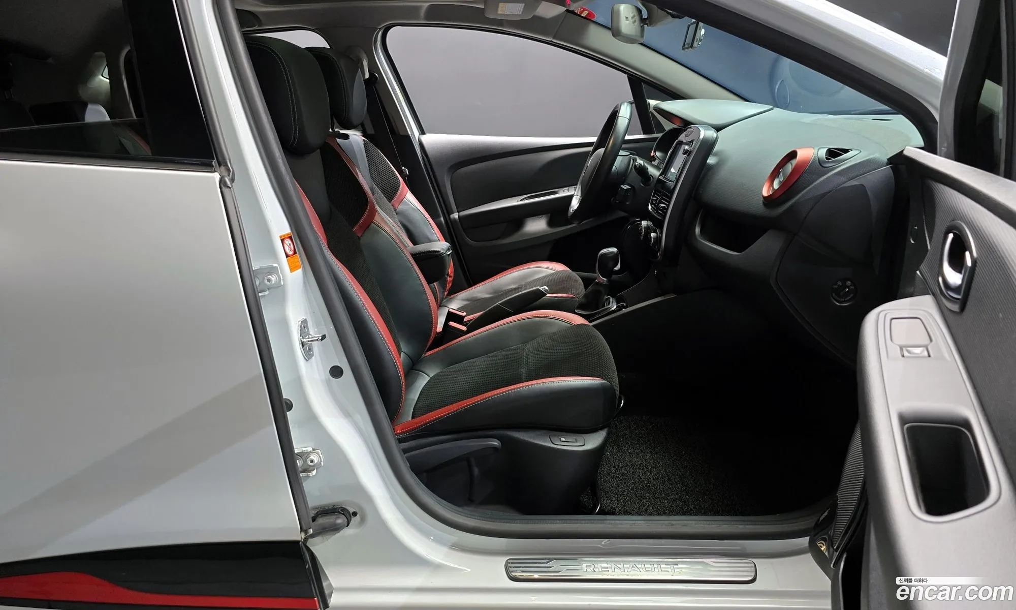 Renault Korea (Samsung) Clio 2019 — 29