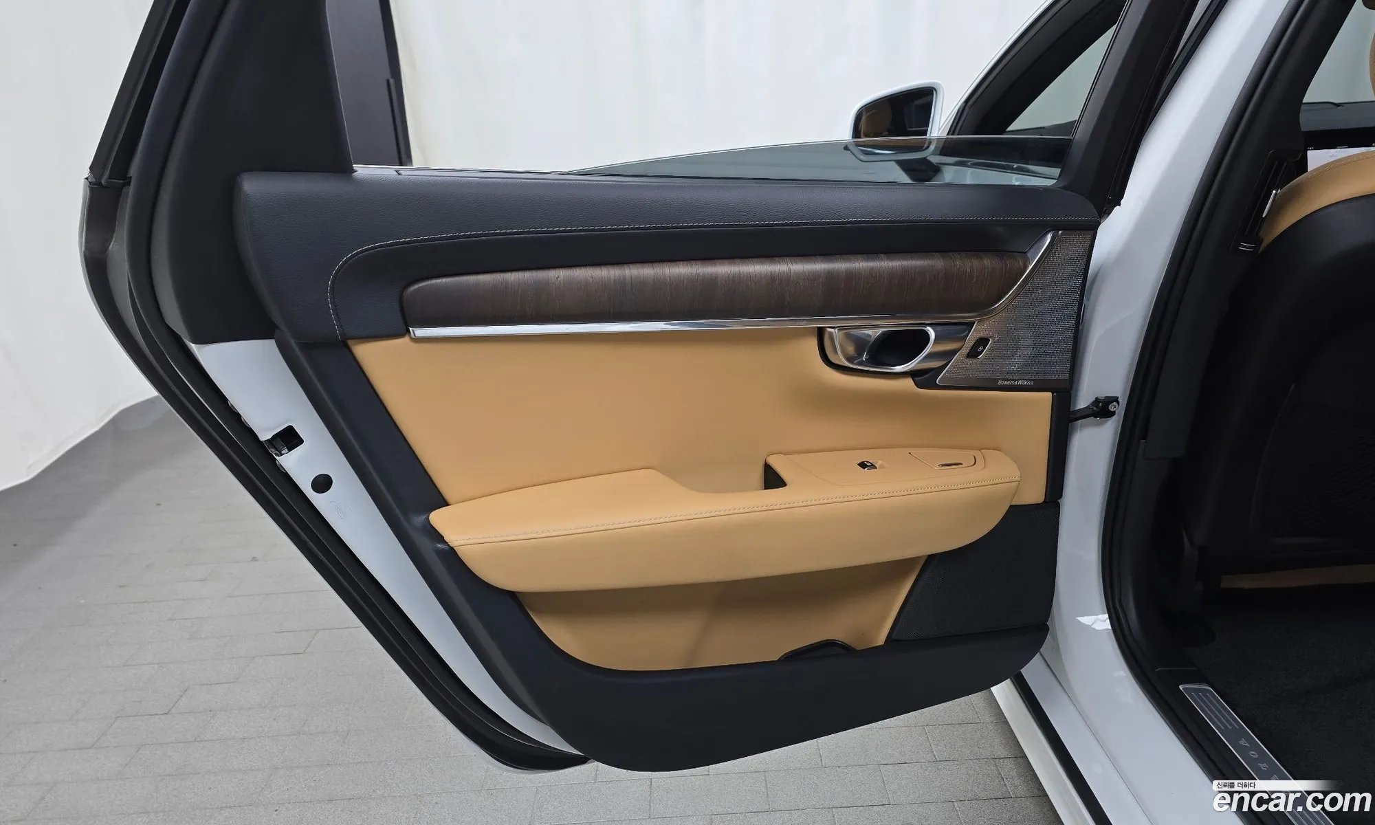 Volvo S90 2022 — 31