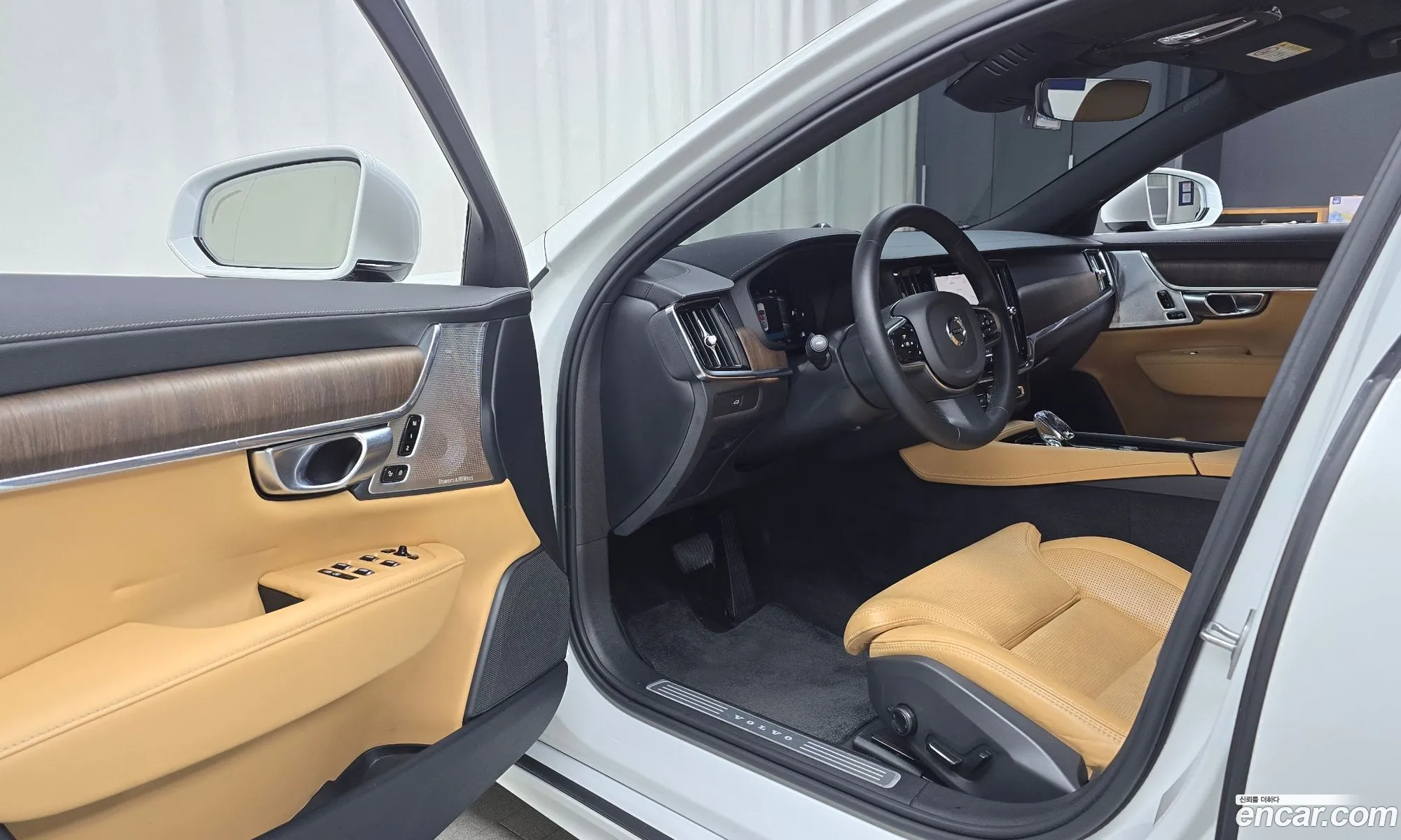 Volvo S90 2022 — 18